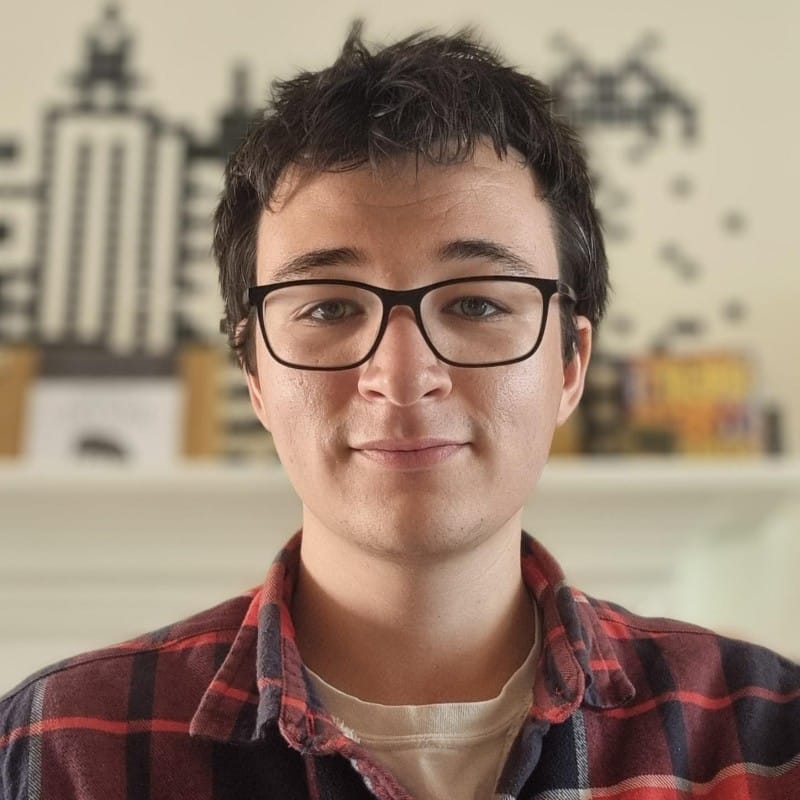 Alex Roe Toast Design